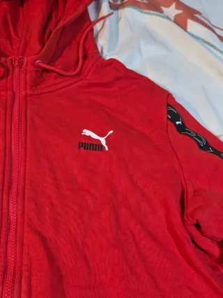 Sudadera Puma Roja con Logo