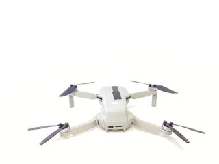 dron con camara dji mini se