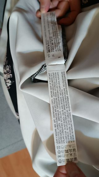 Vestido Bershka floral talla S