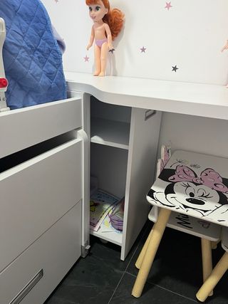 Cama nido con cajones, escritorio y zapatero