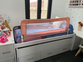 Cama nido con cajones, escritorio y zapatero