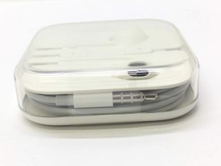 in-ear apple airpods con clavija 3,5mm