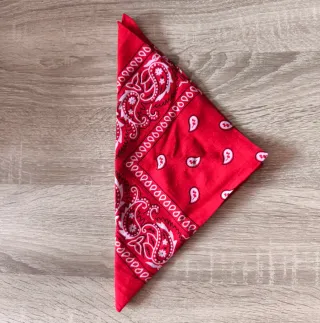 Chaleco de vaquero con pistola y chapa