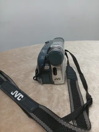 Videocámara JVC GR-D225E Digital 16x Zoom