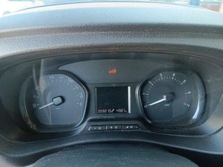 Peugeot Expert Furgón 1.5 BlueHDi 120 S&S Standard Pro