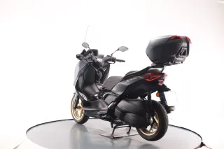 YAMAHA X-MAX 300 TECH MAX 2023
