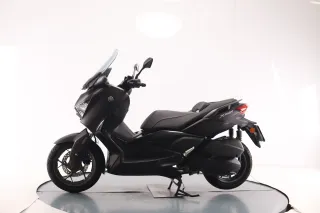 YAMAHA X-MAX 300 TECH MAX 2025