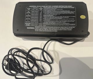 Cargador Pilas para  todo tipode pilas Recargables