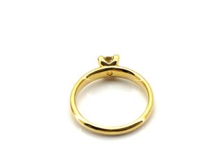 sortija oro 18k con piedra con diamante