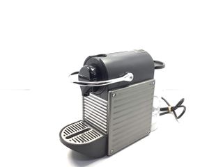 cafetera capsulas nespresso pixie