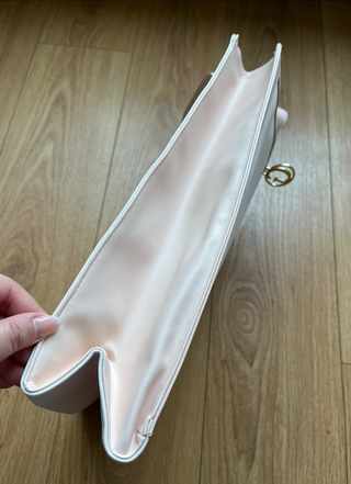 Bolso Guess Iconic Rosa y Beige