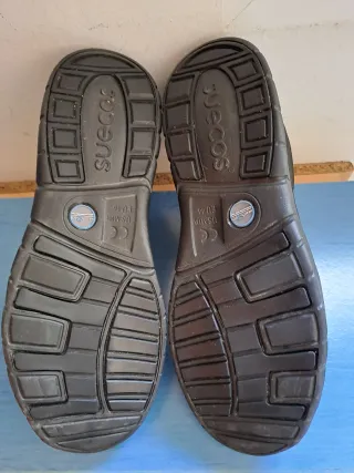 Zapatos suecos negros hombre