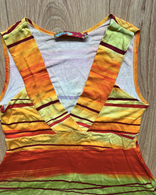 Top camiseta tirantes escote pico cruzado