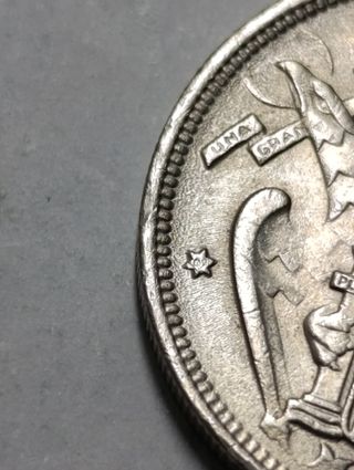 Moneda 5 Ptas 1957*69 Franco Falta Pluma