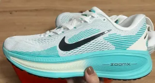 Nike Air Zoom Vomero 18 Talla 43 A Estrenar