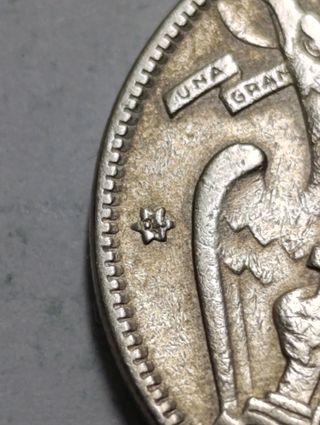 Moneda 5 Ptas. 1957*62 Franco - Falta Pluma