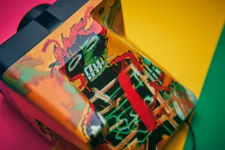 Polaroid Now 2 BASQUIAT EDICION RARO Camara