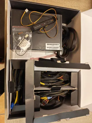 Asus TUF X299 + Intel i7 7800x + 32GB DDR4 + Fuent