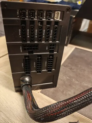 Asus TUF X299 + Intel i7 7800x + 32GB DDR4 + Fuent