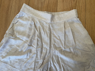 Pantalón corto short H&M beige estilo lino