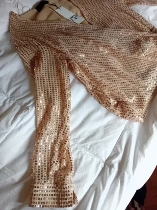 Blusa Zara Lentejuelas Doradas