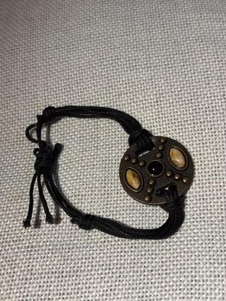 Pulsera artesanal con piedras