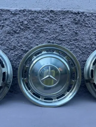 Tapacubos Mercedes años 50/60 metálicos 14 pulgada