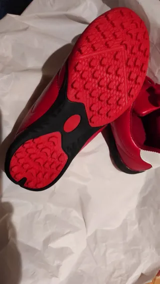 Zapatillas Fútbol Niño Rojas