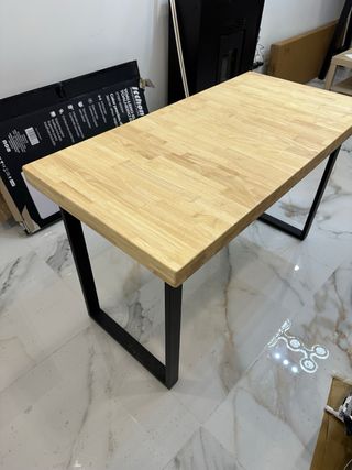 Mesa madera patas metálicas
