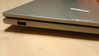 ASUS Vivobook 15 + W11