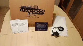 ASUS Vivobook 15 + W11