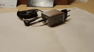 ASUS Vivobook 15 + W11