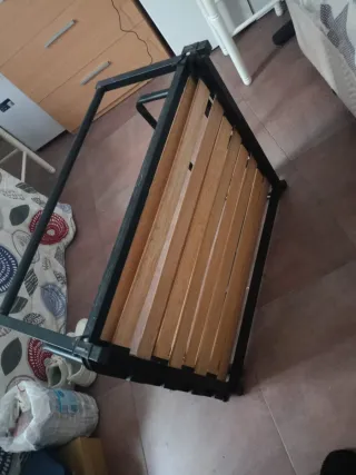 Cama supletoria plegable, no incluye colchón