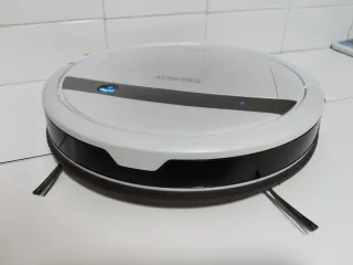 Robot Aspirador DEEBOT