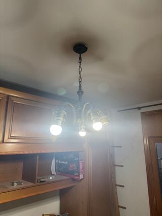 Lámpara colgante metal dorada