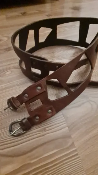 Cintura doppia fibbia in pelle