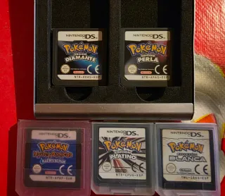 Nintendo DS Lite + Lote Pokémon y Mario Bros