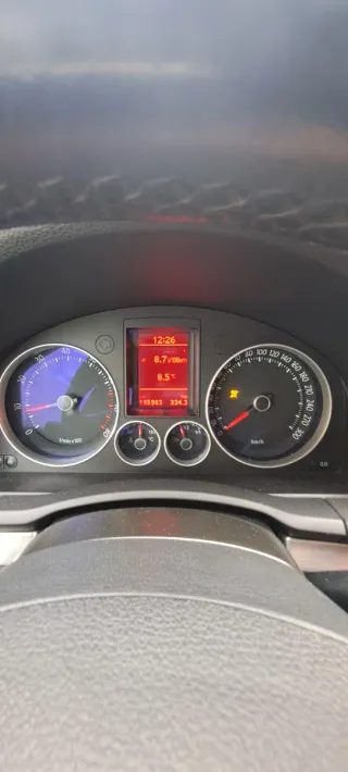 Volkswagen Golf GTI V