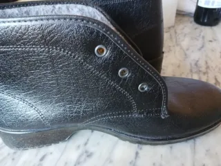 Scarpe alte imbottite nere nuove