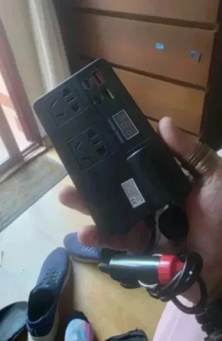 Inversor Coche 12V/24V a 220V + USB 200W