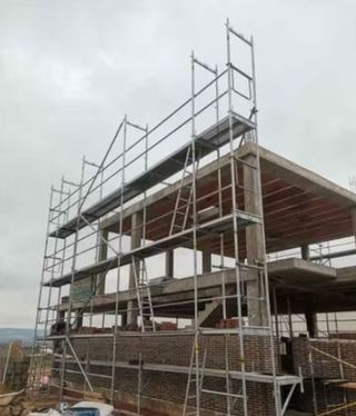 Andamio homologado en alquiler