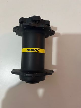 Buje delantero Mavic