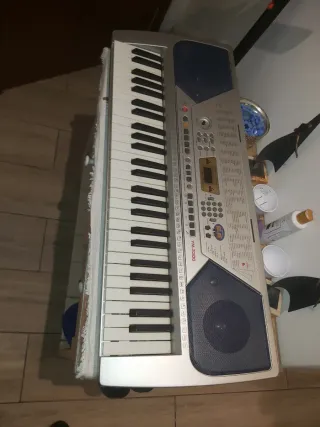 Teclado Yamaha YM-3300