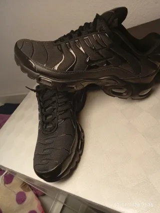 Nike Air Max TN Negras