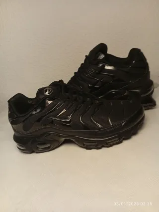 Nike Air Max TN Negras
