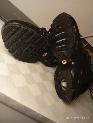 Nike Air Max TN Negras