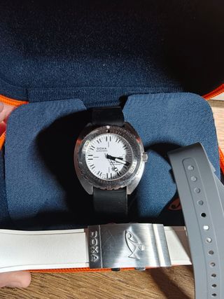 Reloj Doxa Sub 300T White Pearl