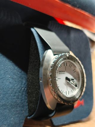 Reloj Doxa Sub 300T White Pearl