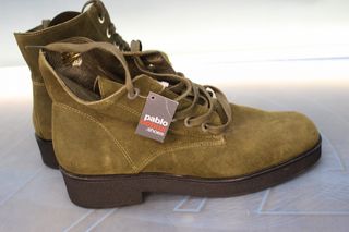 Botines con cordones piel verde. Talla 40. Nuevos.