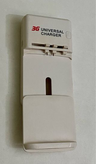 Cargador Universal Baterías 3G. Móviles